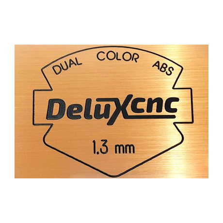 Zweifarbiger Kunststoff für Gravuren in Rot, Gold und Schwarz